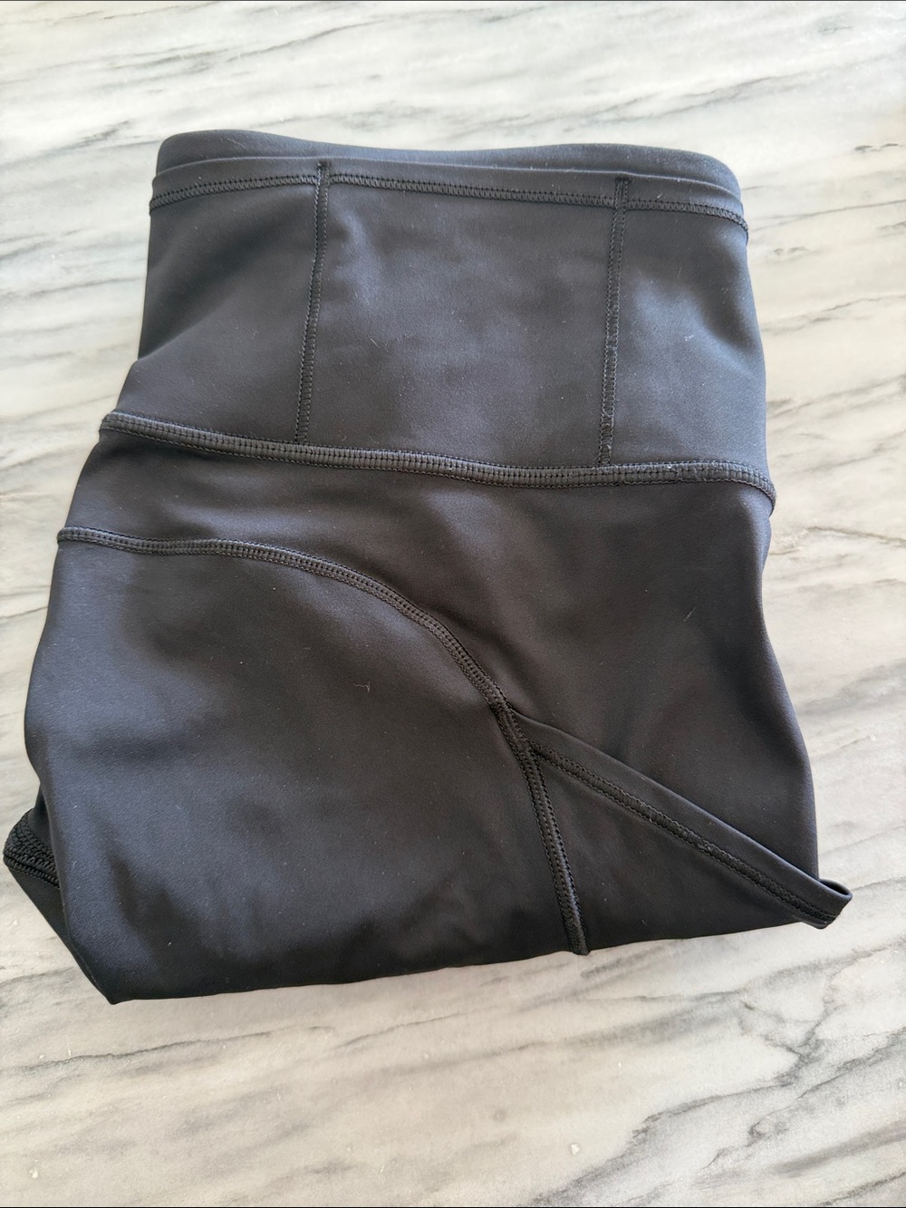 lululemon black Leggings - fast and free size 6
